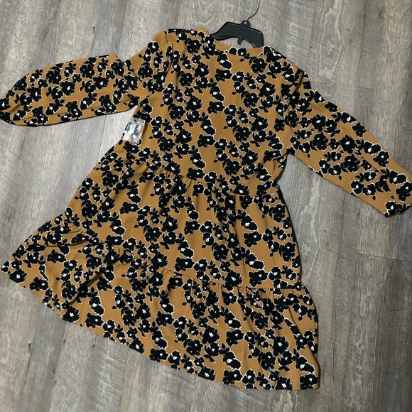 Nine West Floral Dress!  MEDIUM * - Picture 7 of 15